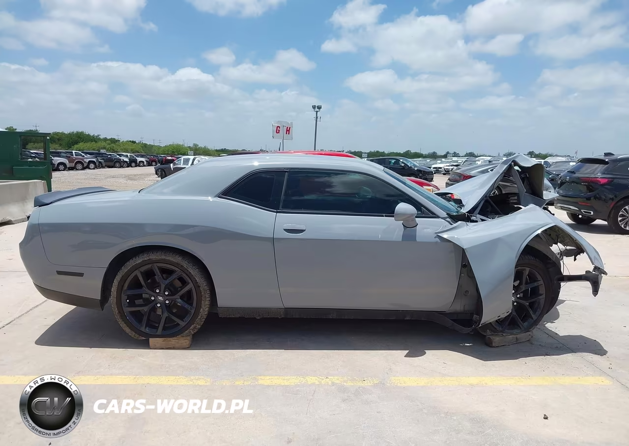 2021 Dodge Challenger Sxt VIN:2C3CDZAG0MH552489 - 14