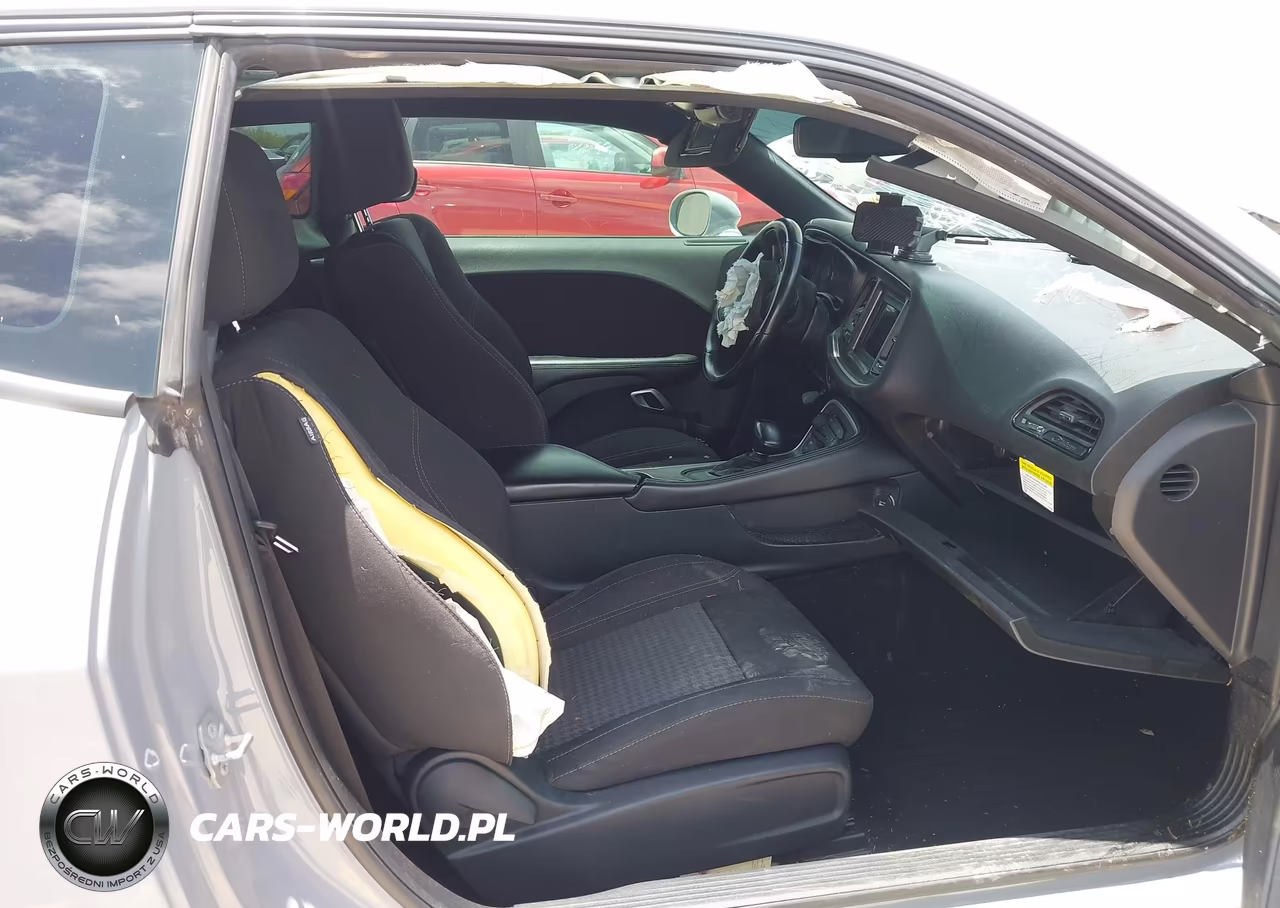 2021 Dodge Challenger Sxt VIN:2C3CDZAG0MH552489 - 5