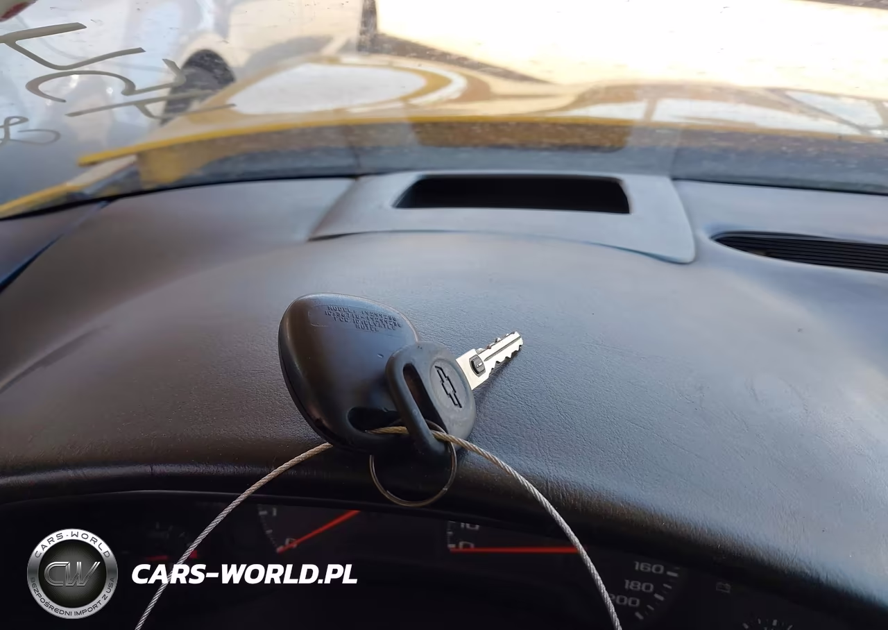 2000 Chevrolet Corvette VIN:1G1YY32G6Y5119525 - 11