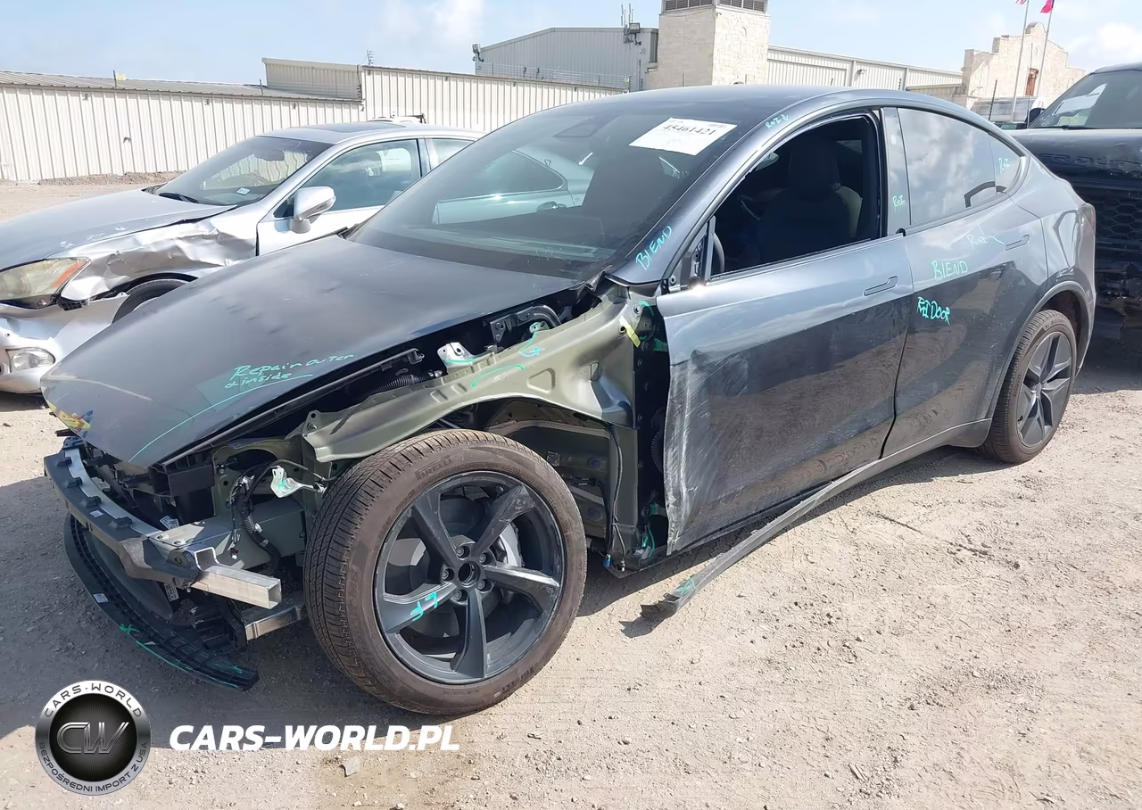 2026 Tesla Model Y Premium Rear-Wheel Drive-Rear-Wheel Drive VIN:7SAYGDED8TA684660 - 2