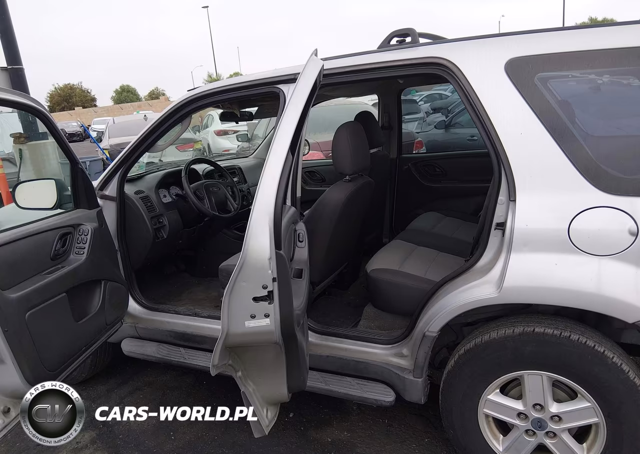 2007 Ford Escape Xls-Xls Manual VIN:1FMYU02Z17KC06389 - 8