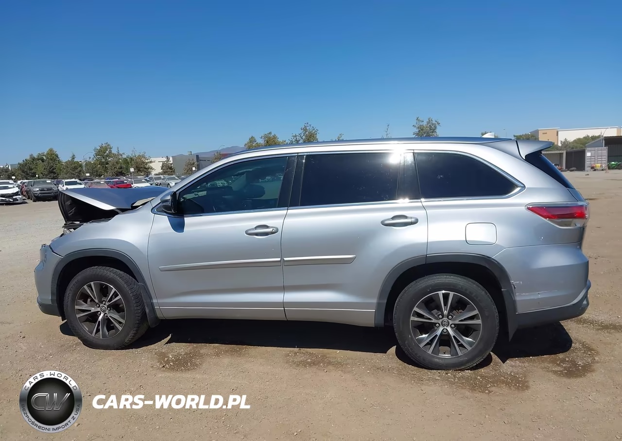 2016 Toyota Highlander Xle V6 VIN:5TDKKRFH8GS505070 - 14