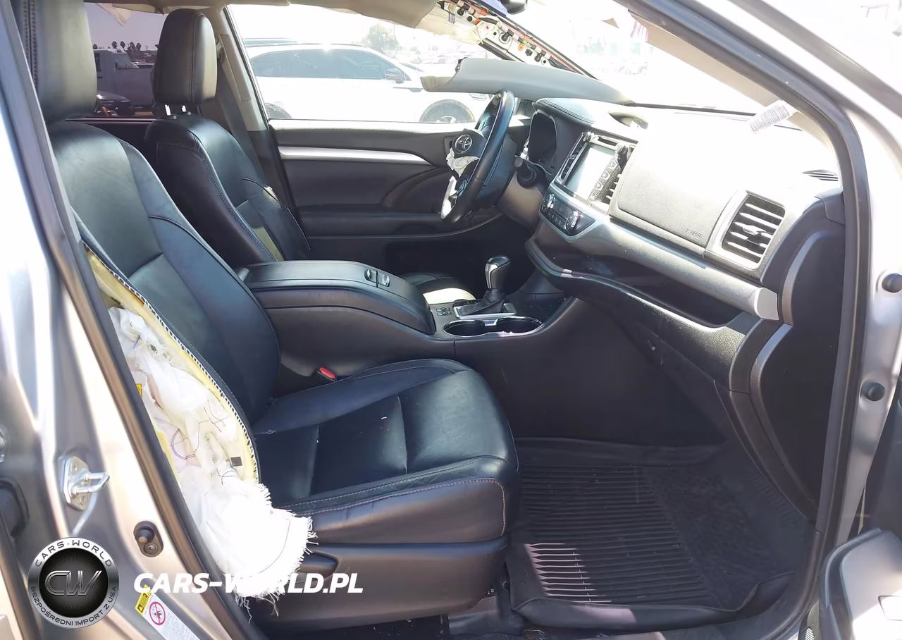 2016 Toyota Highlander Xle V6 VIN:5TDKKRFH8GS505070 - 5