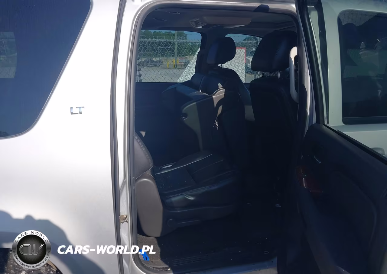 2014 Chevrolet Suburban Lt VIN:1GNSCJE08ER171362 - 8