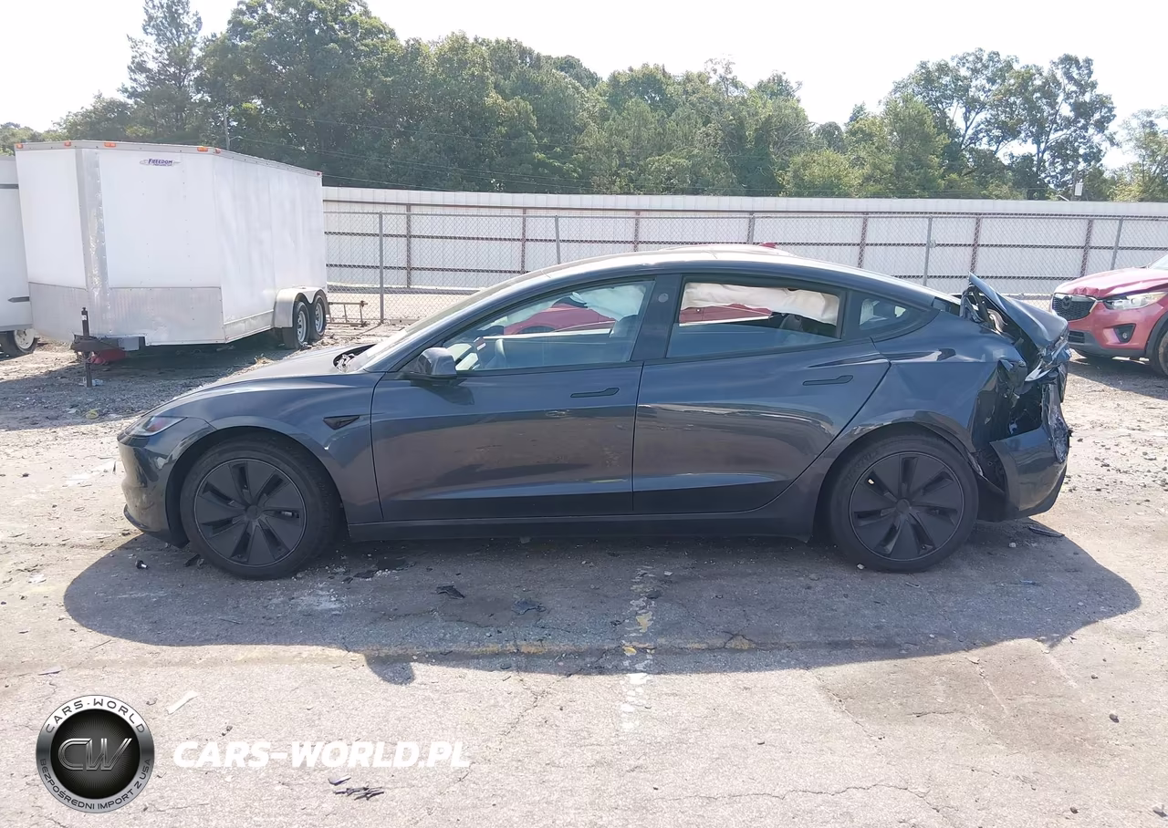 2025 Tesla Model 3 Long Range Rear-Wheel Drive-Standard Rear-Wheel Drive VIN:5YJ3E1EA9SF000914 - 13