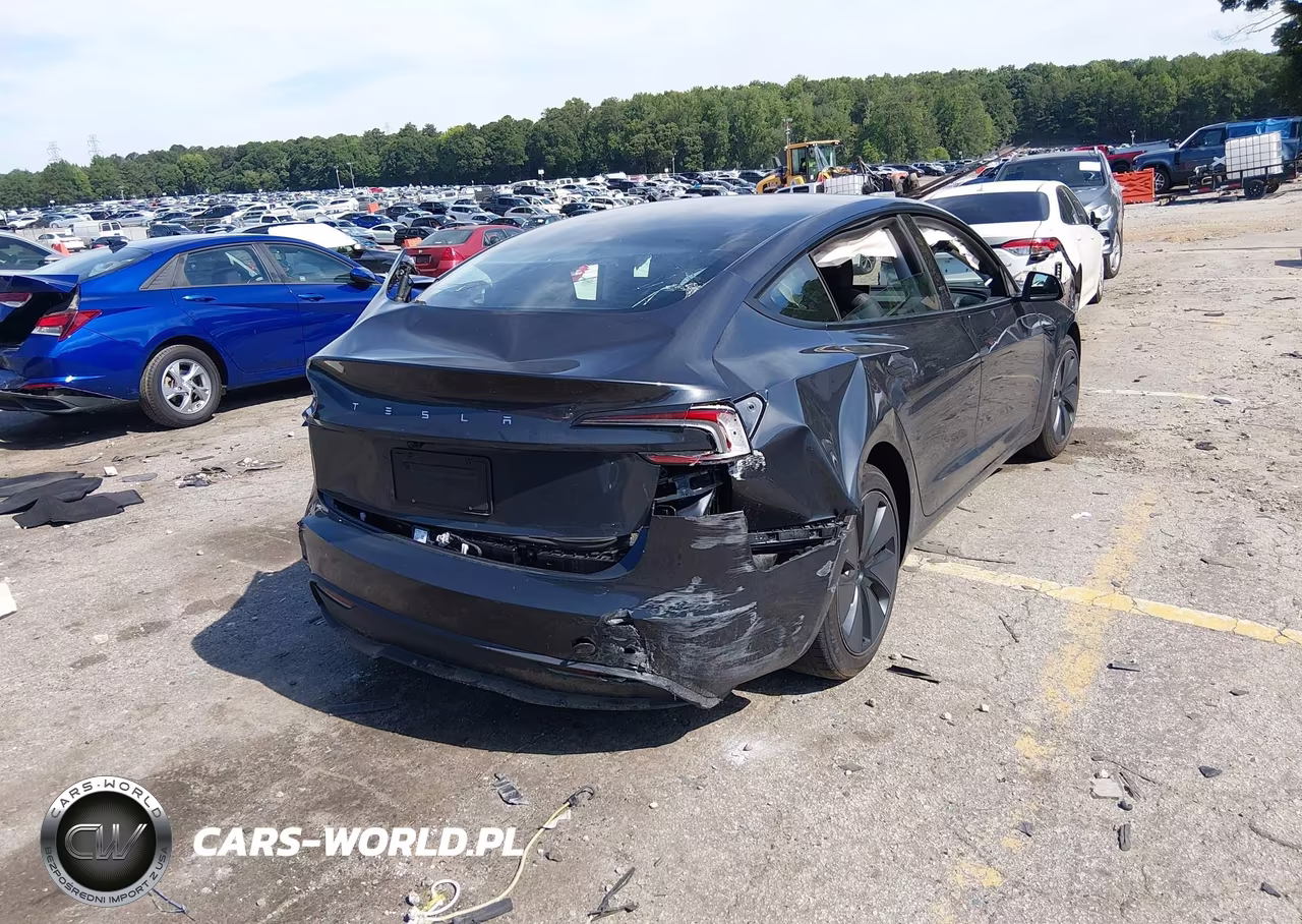2025 Tesla Model 3 Long Range Rear-Wheel Drive-Standard Rear-Wheel Drive VIN:5YJ3E1EA9SF000914 - 4