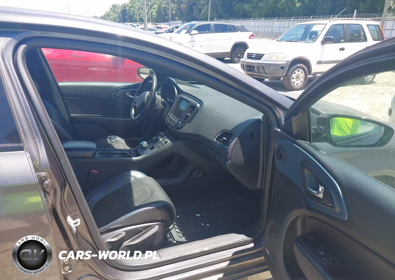 2015 Chrysler 200 S VIN:1C3CCCBB9FN529547 - 5