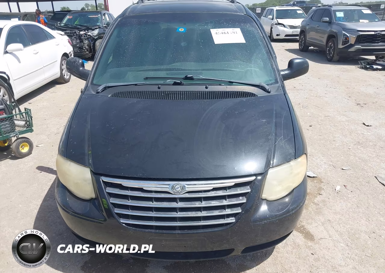2005 Chrysler Town & Country Lx VIN:2C4GP44R85R179752 - 12
