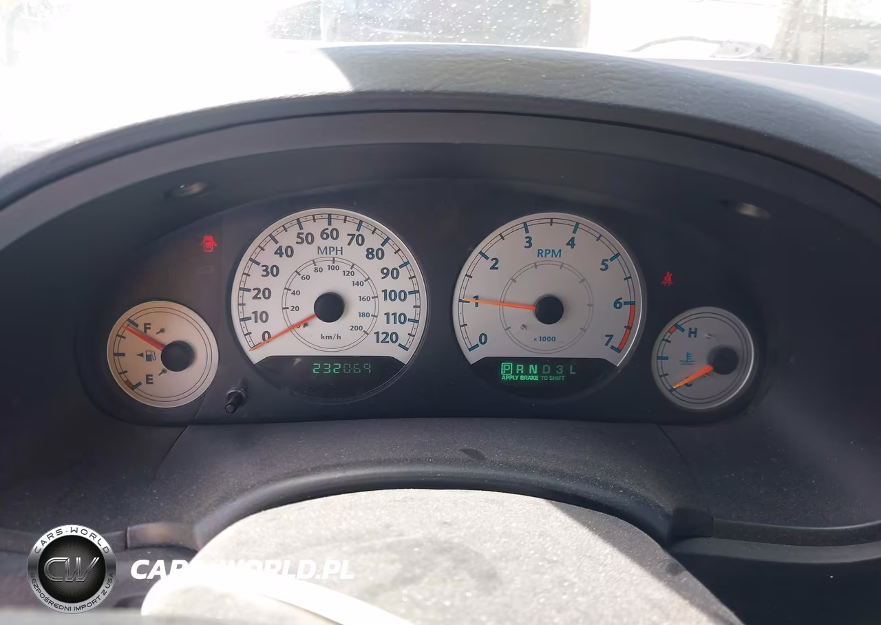 2005 Chrysler Town & Country Lx VIN:2C4GP44R85R179752 - 7