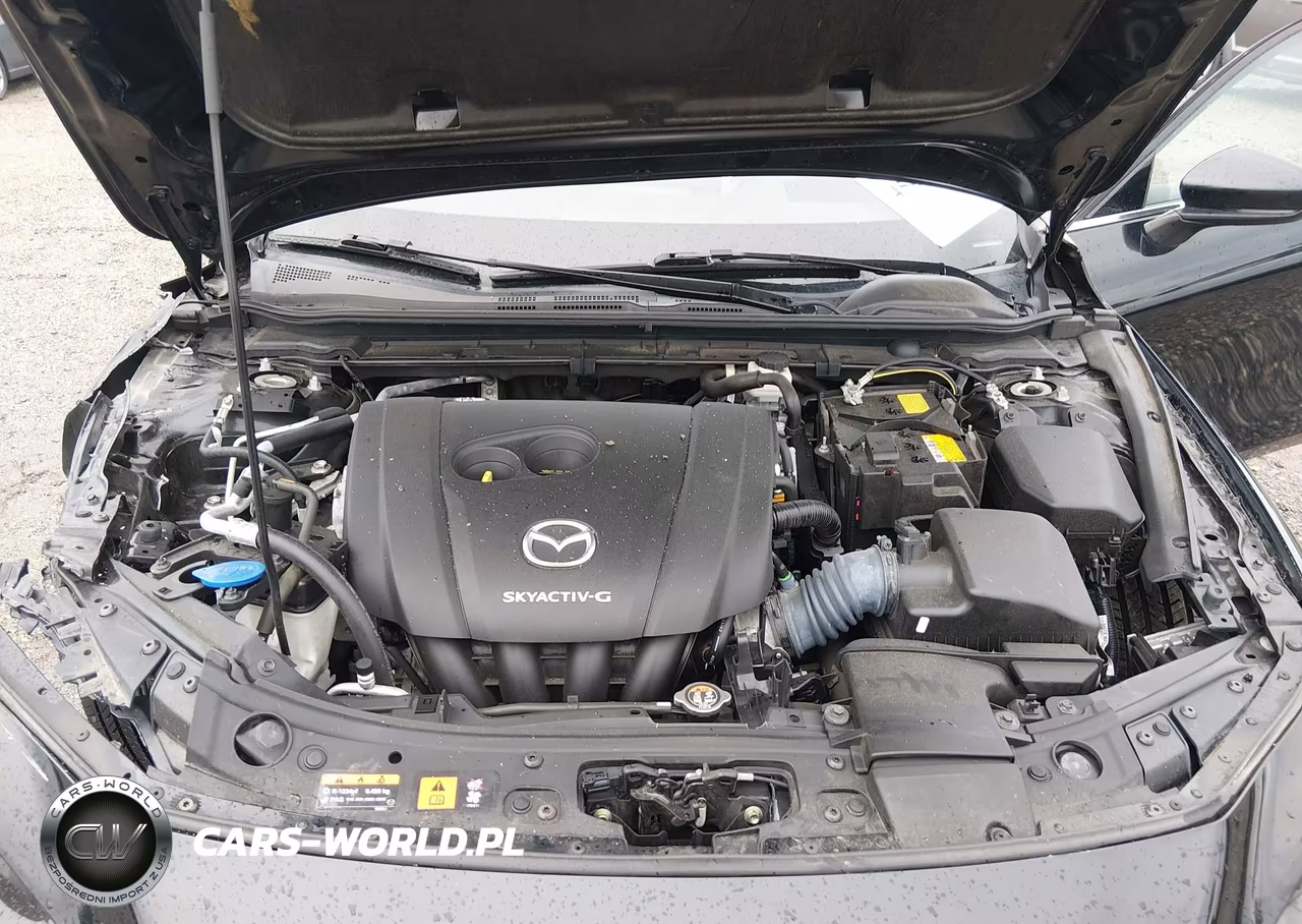 2022 Mazda Mazda3 Premium VIN:JM1BPAML9N1514722 - 10