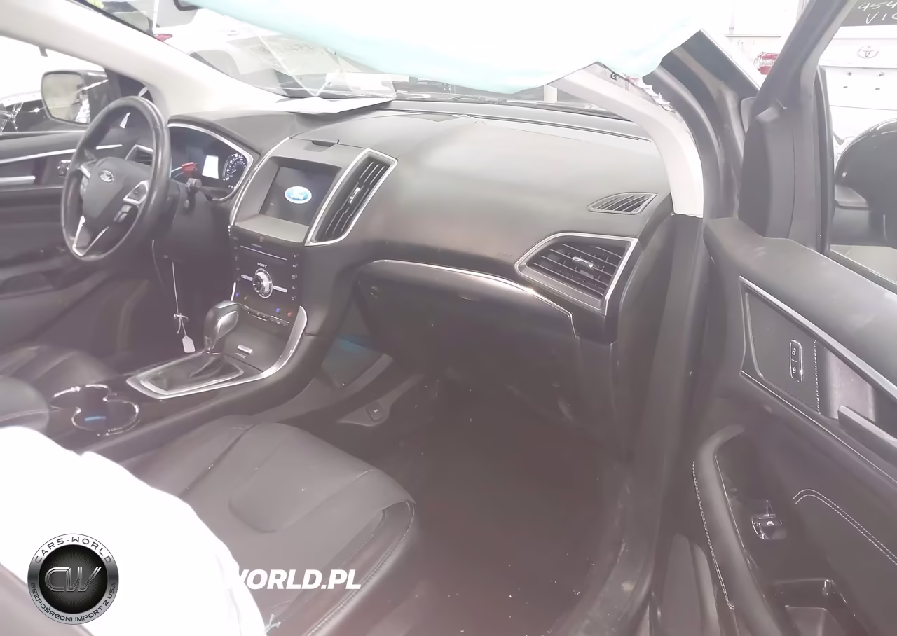 2017 Ford Edge Titanium VIN:2FMPK4K87HBB68811 - 5