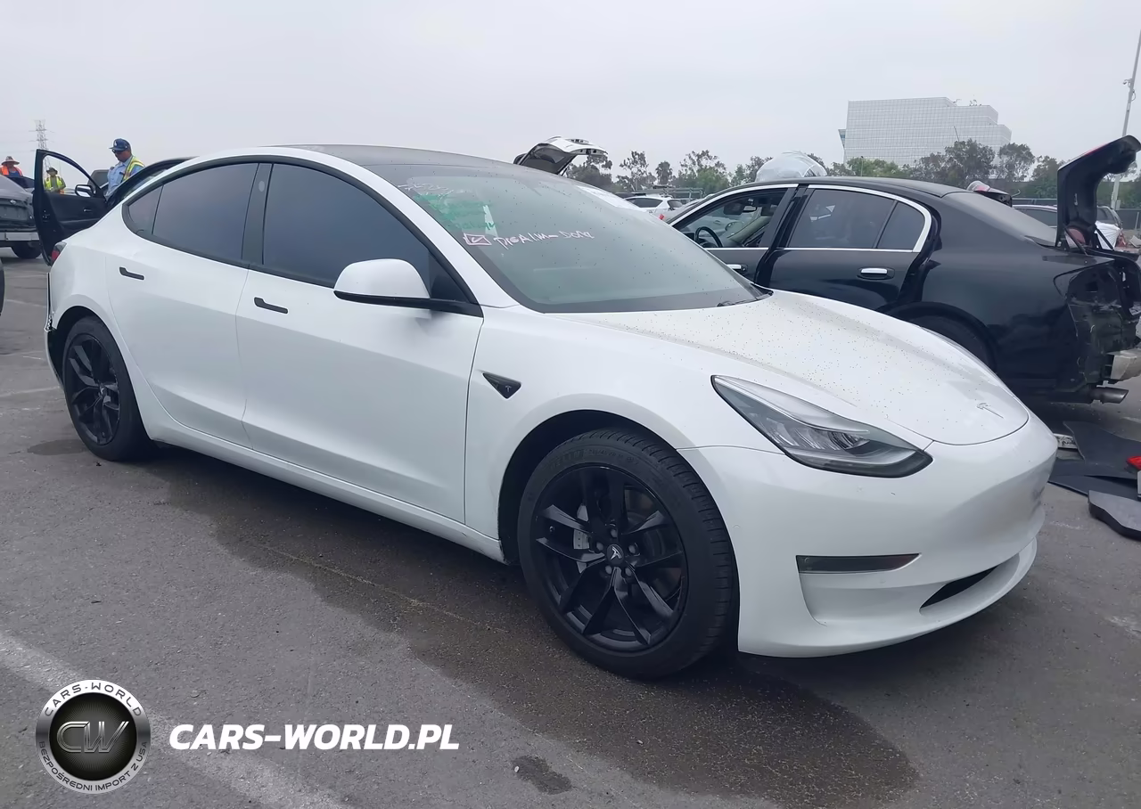 2018 Tesla Model 3 Long Range-Mid Range – zdjęcie 1 z 21
