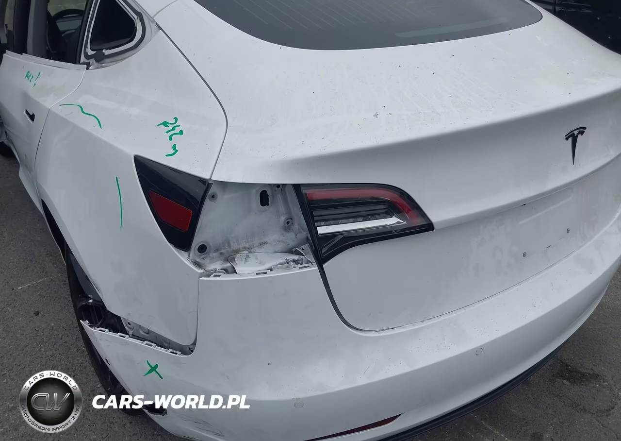 2018 Tesla Model 3 Long Range-Mid Range VIN:5YJ3E1EA4JF062560 - 21