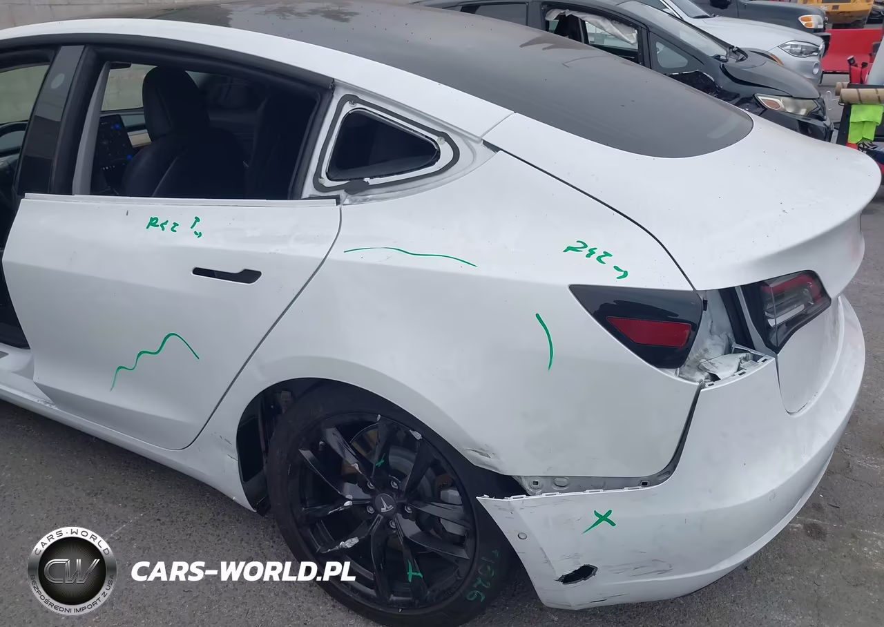 2018 Tesla Model 3 Long Range-Mid Range VIN:5YJ3E1EA4JF062560 - 6