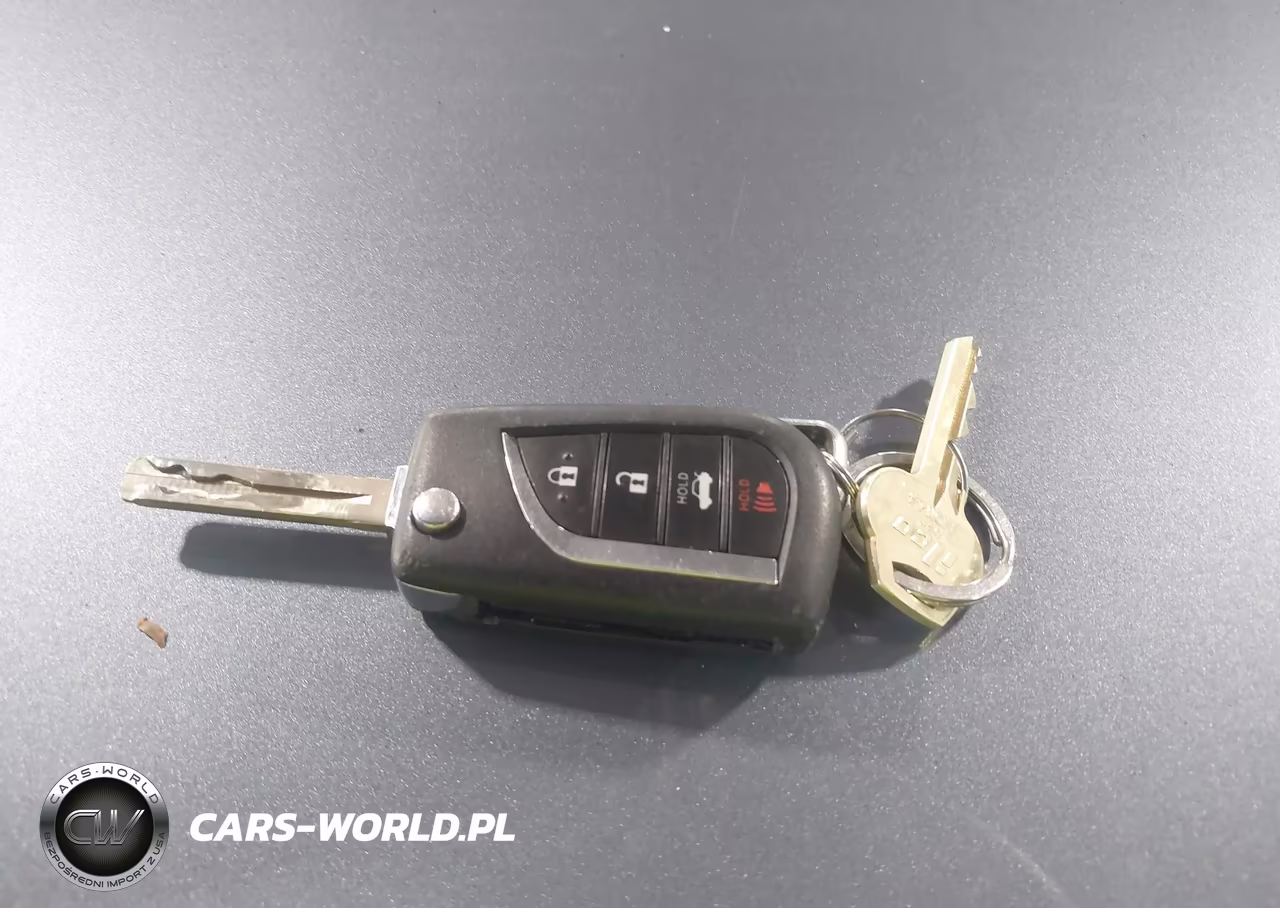 2021 Toyota Corolla Le VIN:JTDEPMAE0MJ150063 - 11