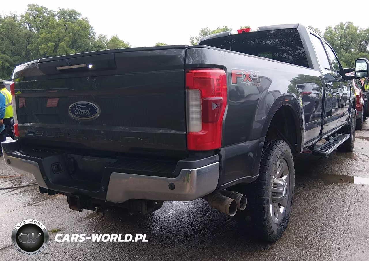 2017 Ford F-350 King Ranch-Lariat-Platinum-Xl-Xlt VIN:1FT8W3BT1HEB53446 - 4