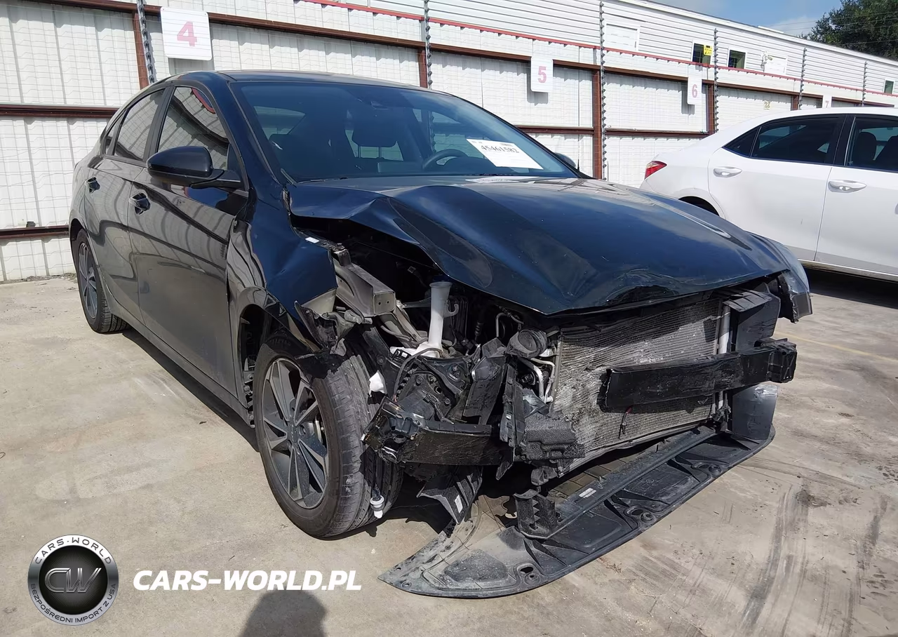 2024 Kia Forte Lxs – zdjęcie 1 z 19