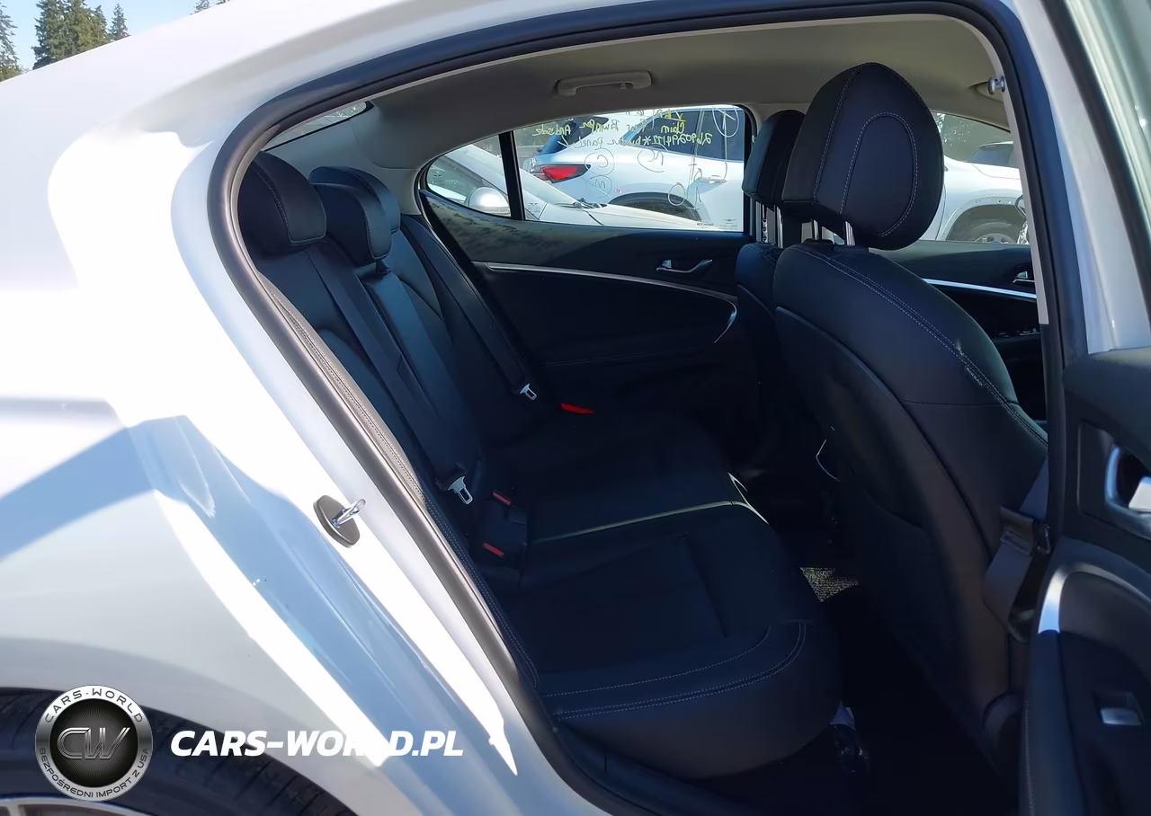 2026 Genesis G70 2.5T Awd VIN:KMTG64SC7TU170432 - 8