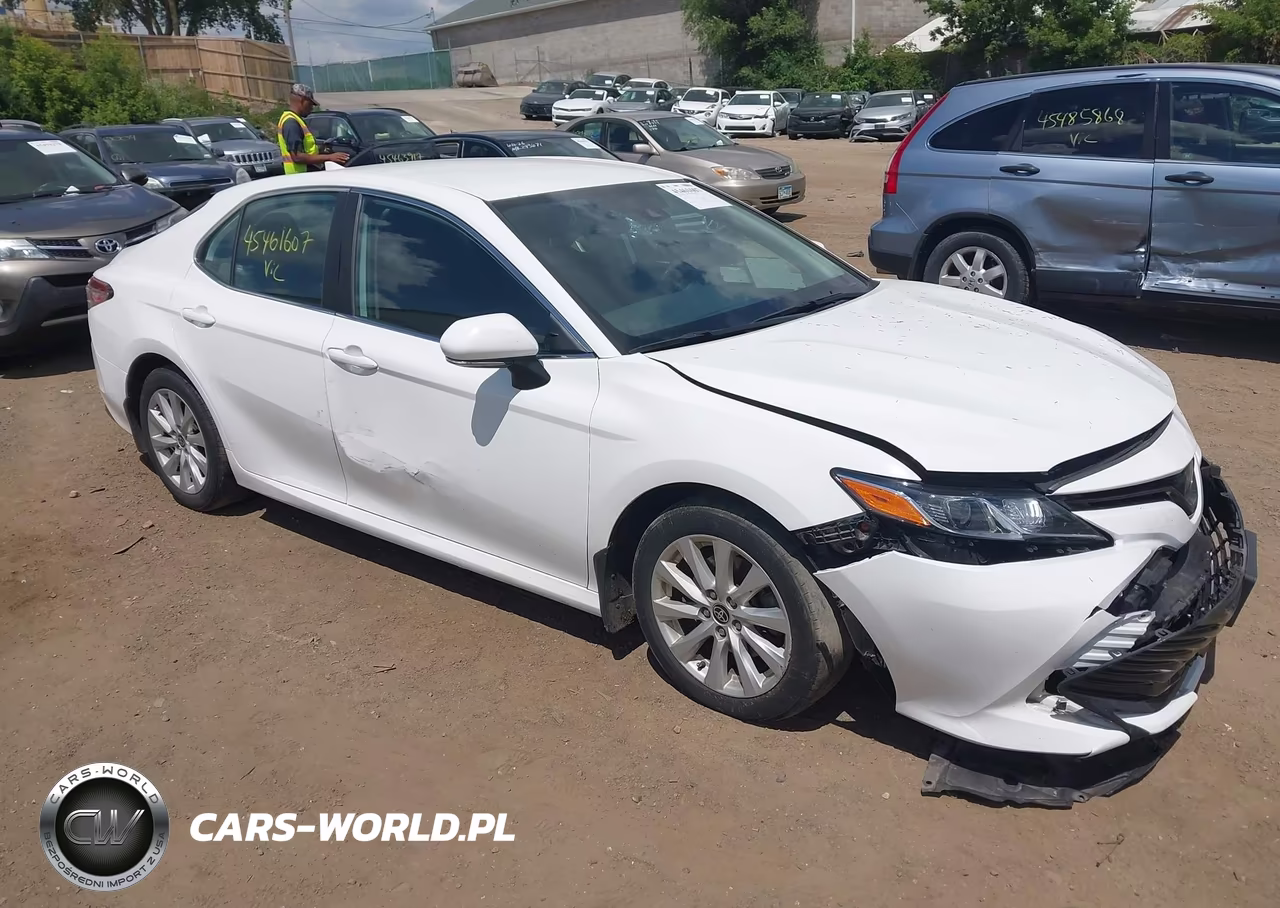 2020 Toyota Camry Le Awd