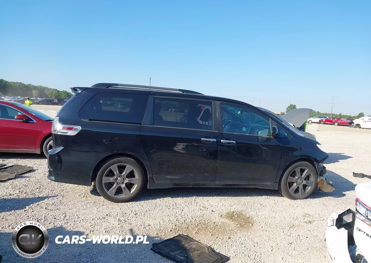 2020 Toyota Sienna Se VIN:5TDXZ3DC1LS027249 - 14
