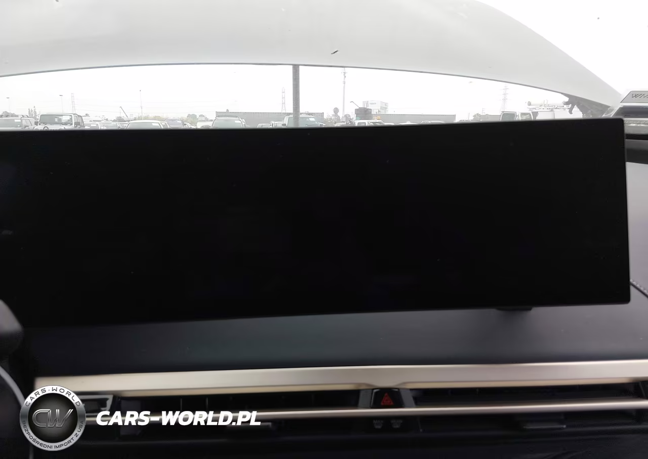 2023 BMW Ix xDrive50 VIN:WB523CF02PCL56429 - 17