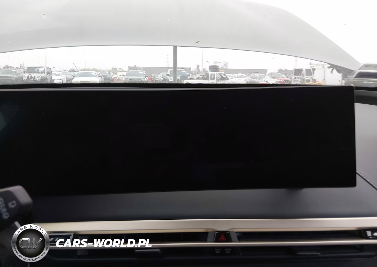 2023 BMW Ix xDrive50 VIN:WB523CF02PCL56429 - 7