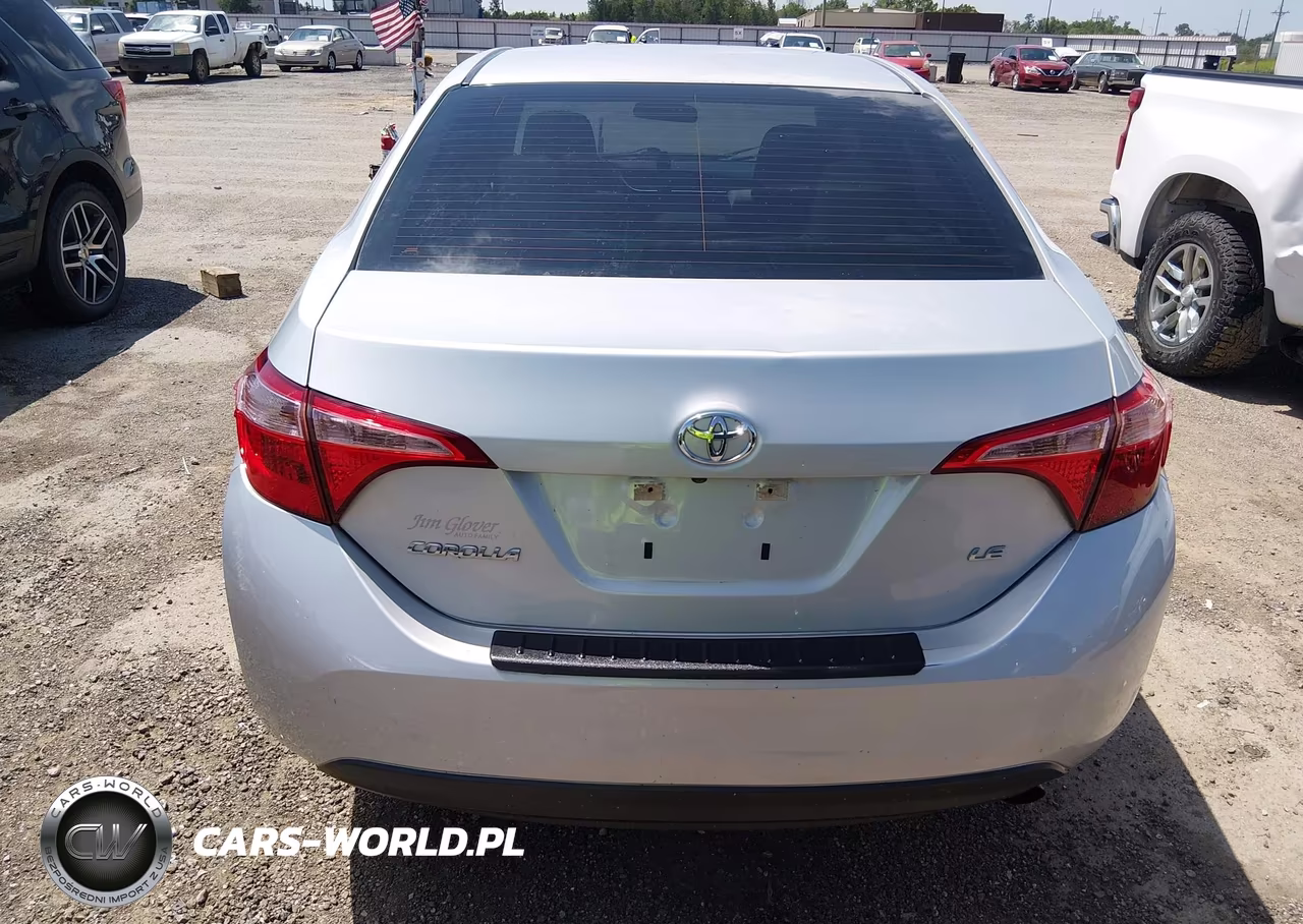 2019 Toyota Corolla Le VIN:5YFBURHE5KP888187 - 16
