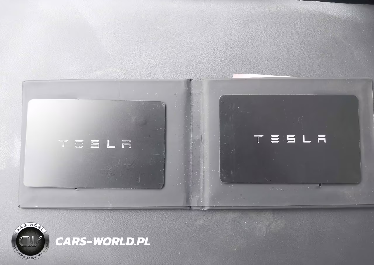 2026 Tesla Model Y Premium Rear-Wheel Drive-Rear-Wheel Drive VIN:7SAYGDEDXTF631686 - 11