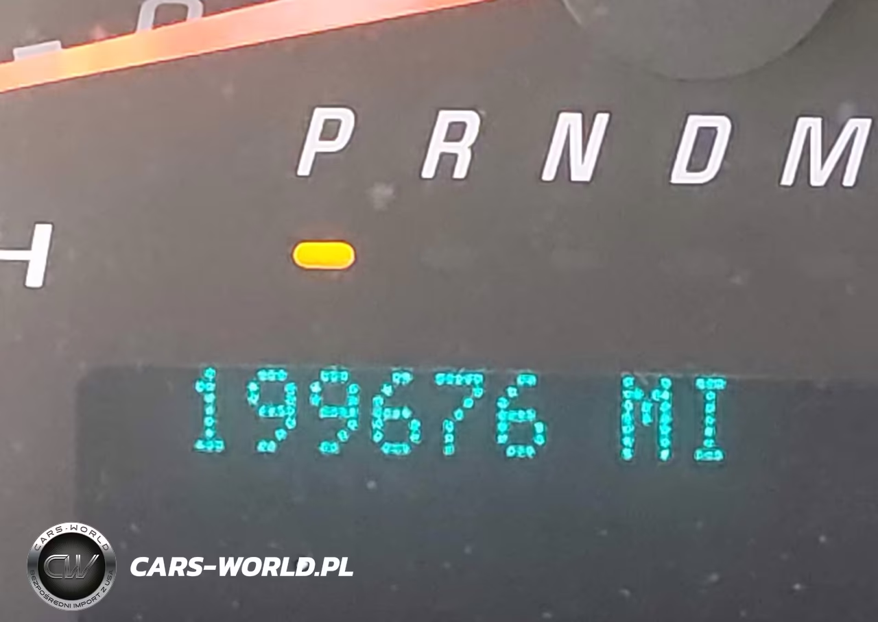 2017 Chevrolet Express 2500 Work Van VIN:1GCWGAFF8H1128578 - 16
