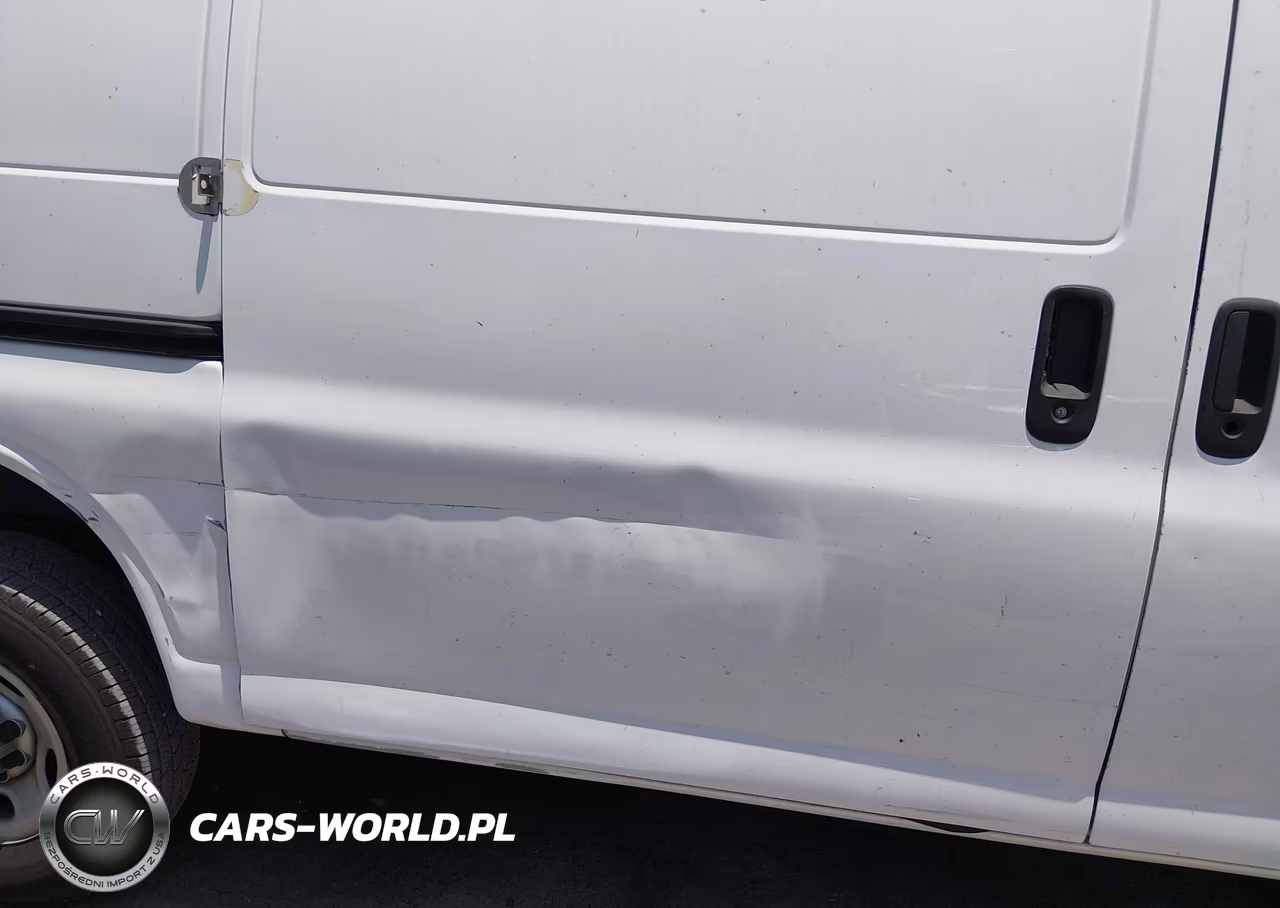 2017 Chevrolet Express 2500 Work Van VIN:1GCWGAFF8H1128578 - 19