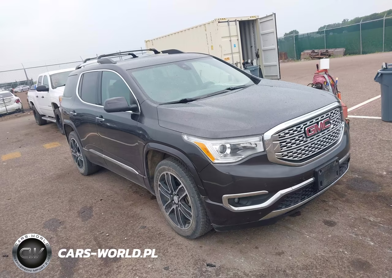2017 GMC Acadia Denali – zdjęcie 1 z 11