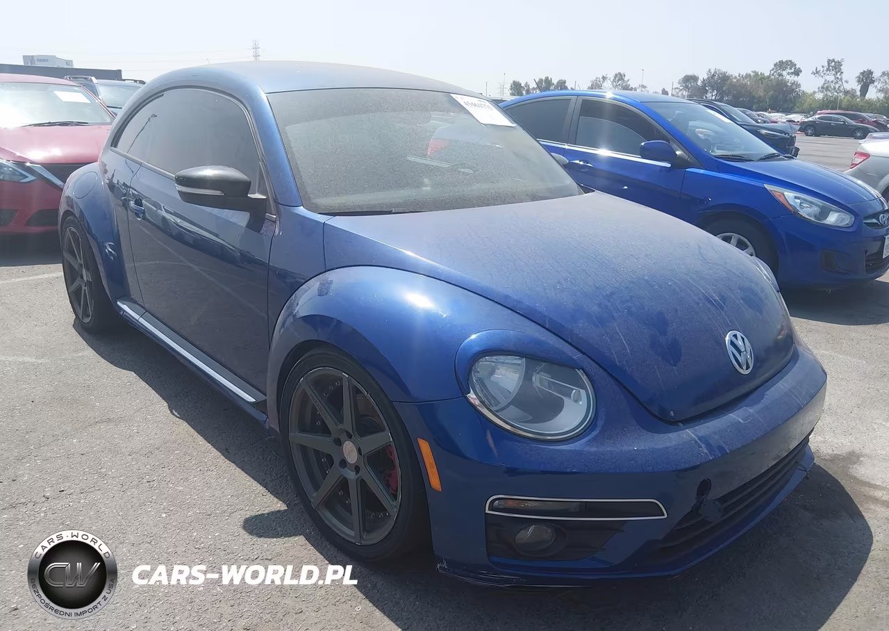 2014 Volkswagen Beetle 2.0T R-Line