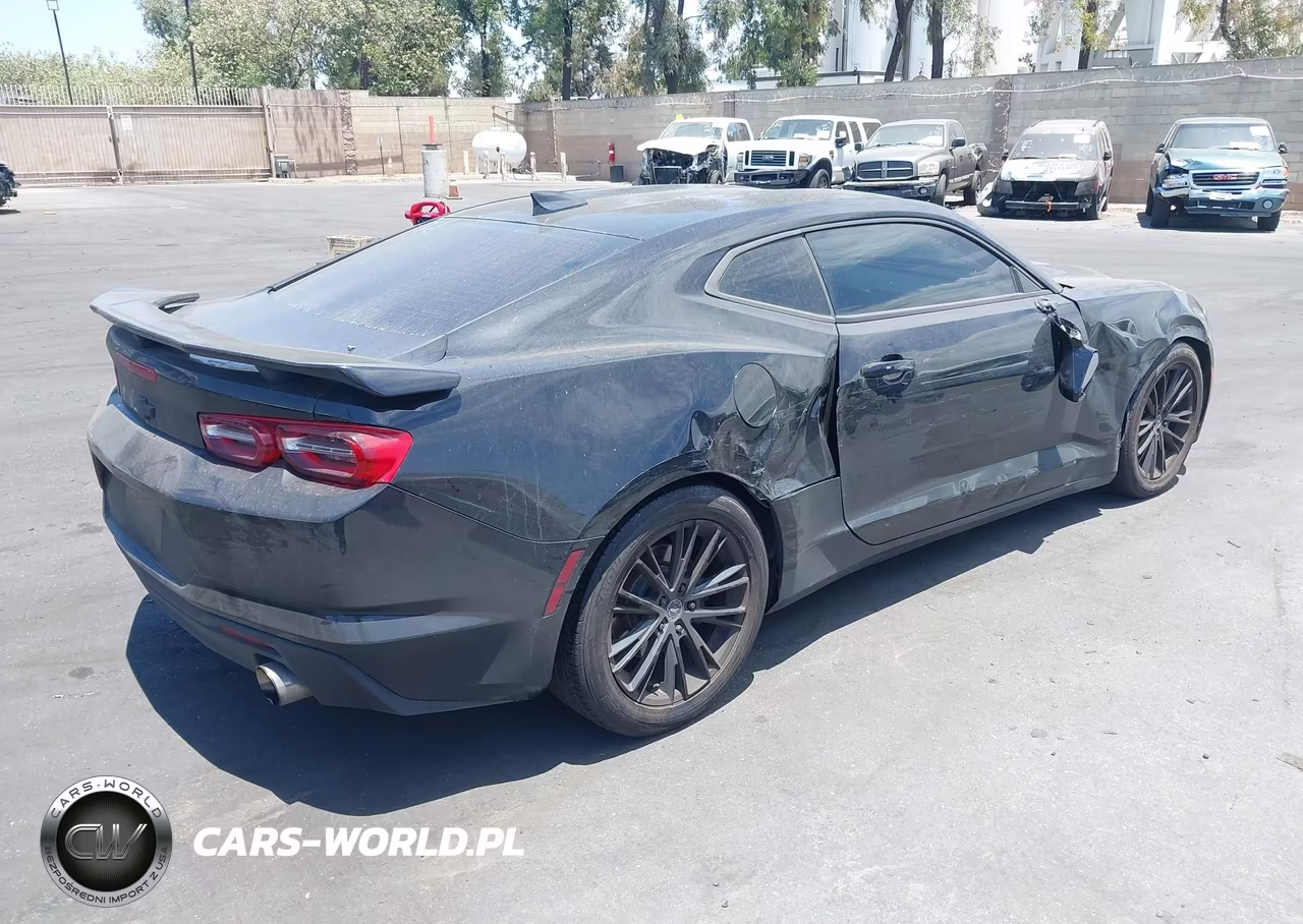 2019 Chevrolet Camaro 1Lt VIN:1G1FB1RS6K0105751 - 4