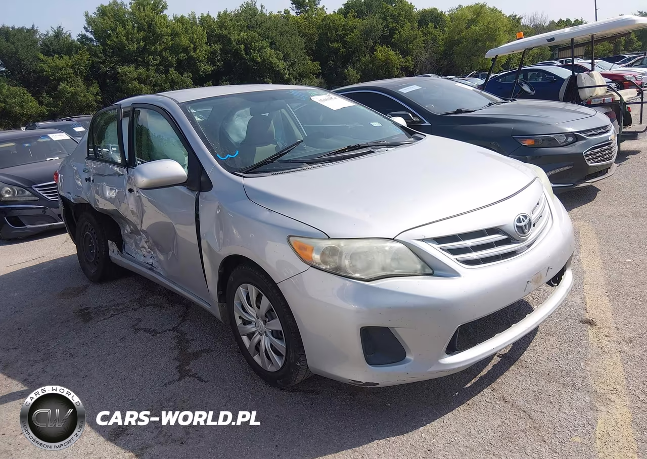 2013 Toyota Corolla Le – zdjęcie 1 z 16