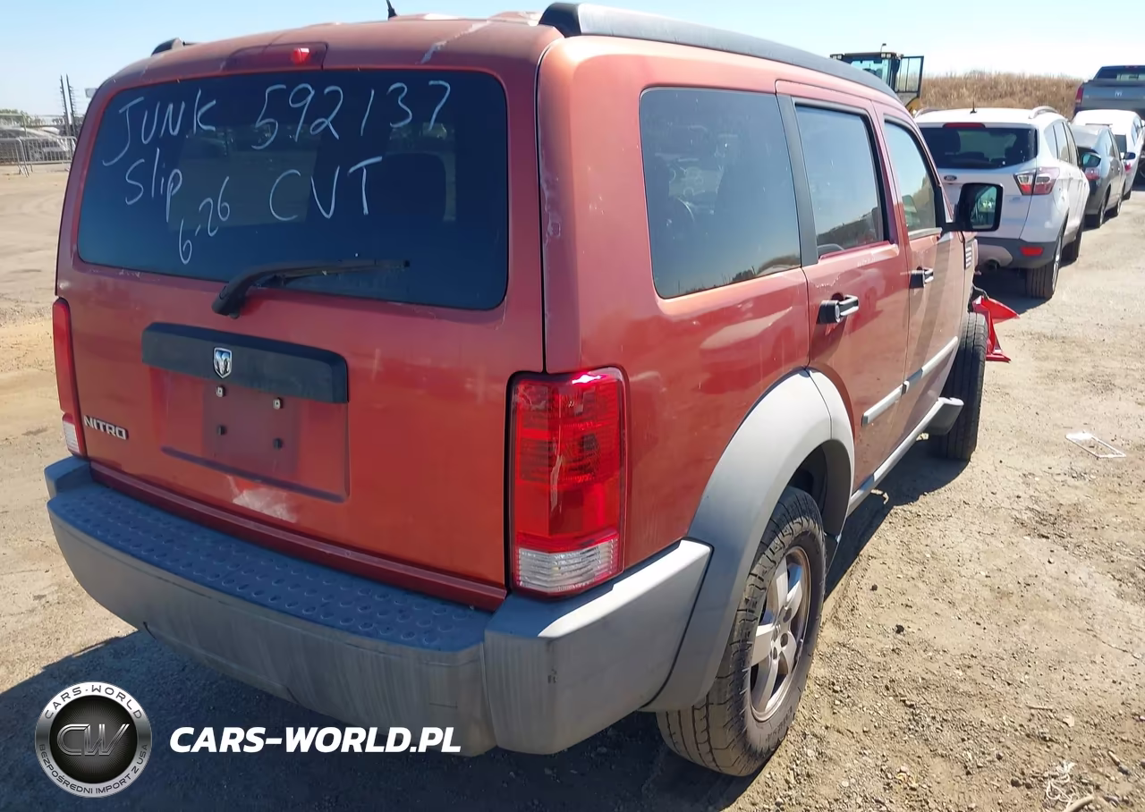 2007 Dodge Nitro Sxt VIN:1D8GT28K37W592137 - 4