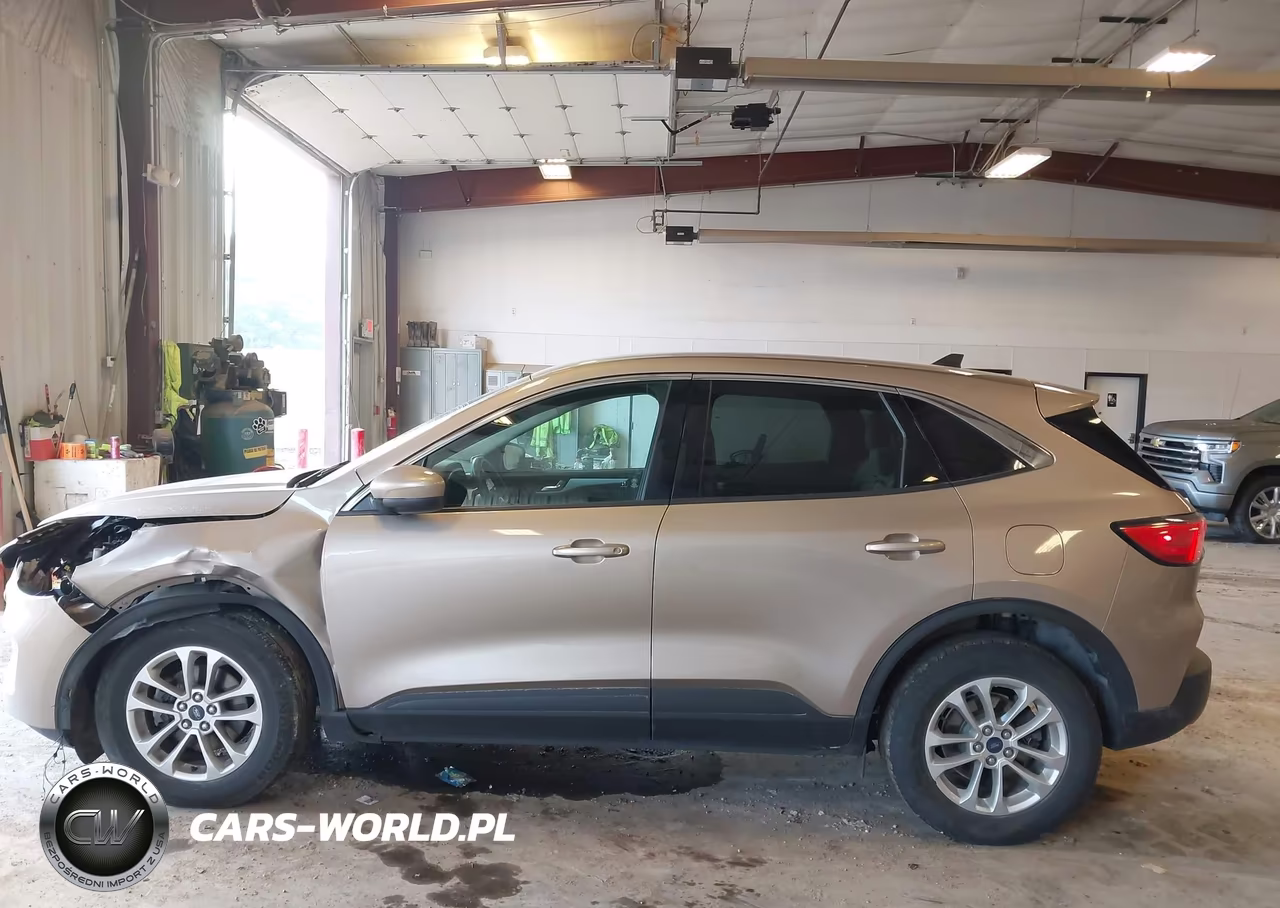 2020 Ford Escape Se VIN:1FMCU9G6XLUB63795 - 14