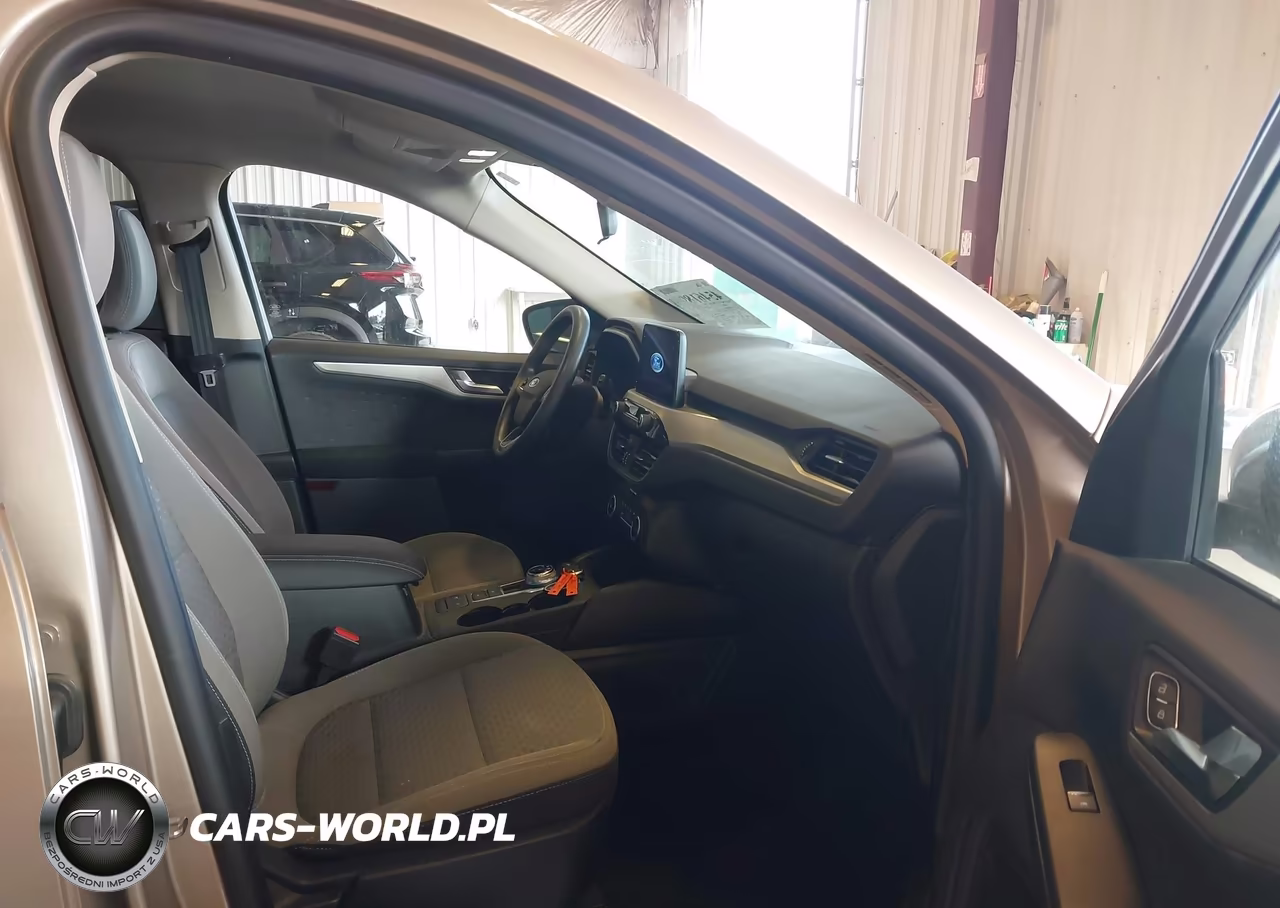 2020 Ford Escape Se VIN:1FMCU9G6XLUB63795 - 5