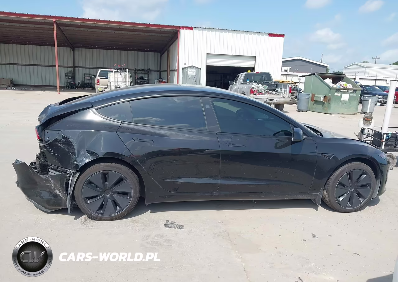 2025 Tesla Model 3 Long Range Rear-Wheel Drive-Standard Rear-Wheel Drive VIN:5YJ3E1EA4SF057182 - 12