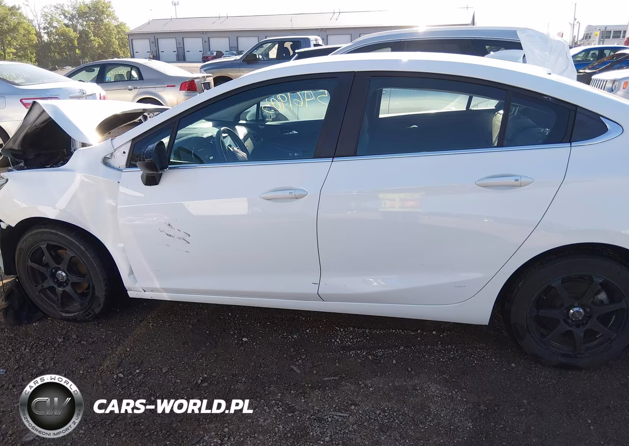 2017 Chevrolet Cruze Lt Auto VIN:1G1BE5SM7H7136922 - 14
