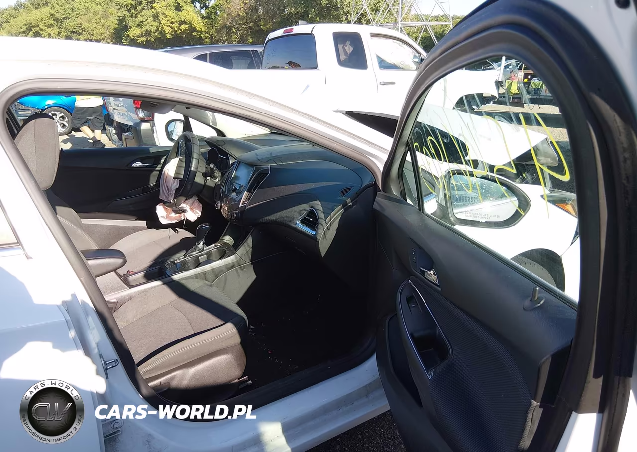 2017 Chevrolet Cruze Lt Auto VIN:1G1BE5SM7H7136922 - 5
