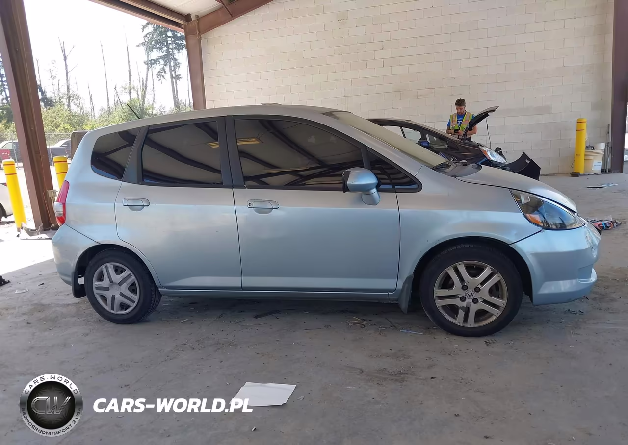 2007 Honda Fit VIN:JHMGD384X7S031183 - 13