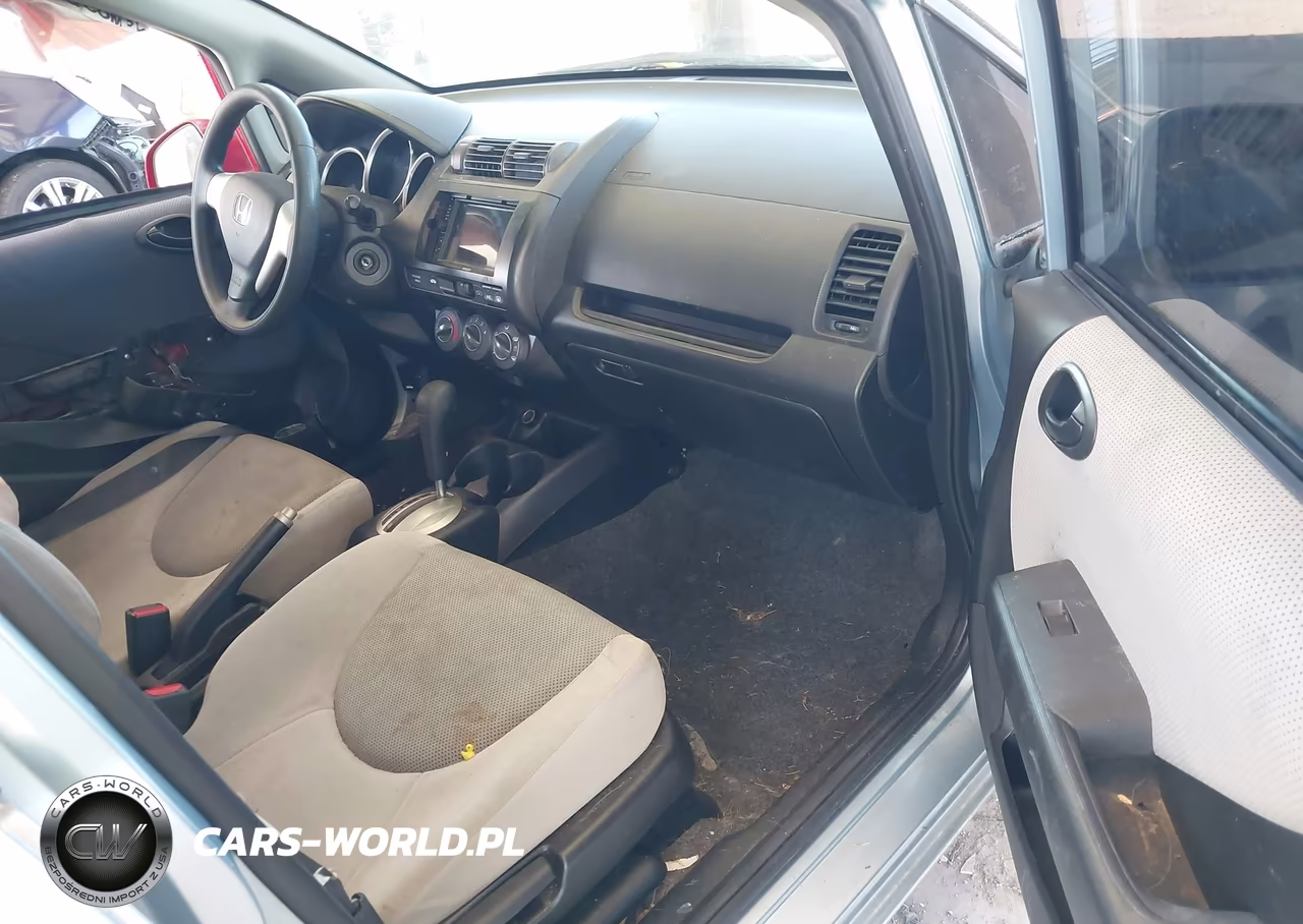 2007 Honda Fit VIN:JHMGD384X7S031183 - 5