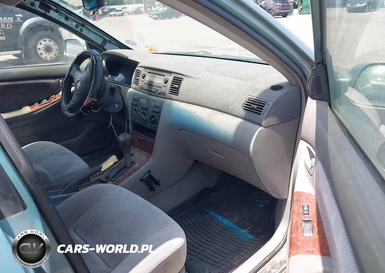 2005 Toyota Corolla Le VIN:1NXBR32E35Z345706 - 5