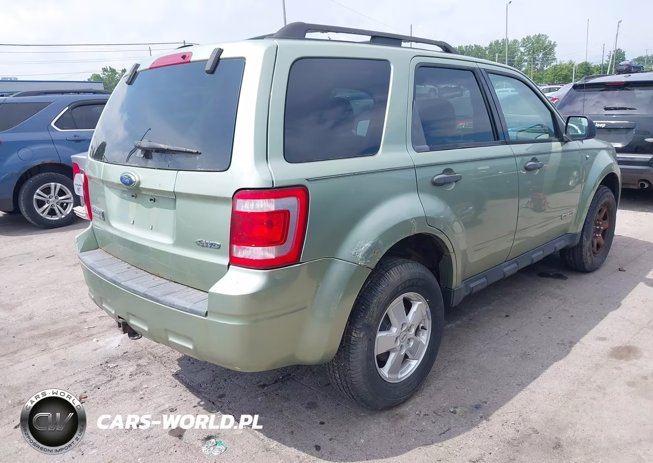 2008 Ford Escape Xlt VIN:1FMCU93188KC25336 - 4