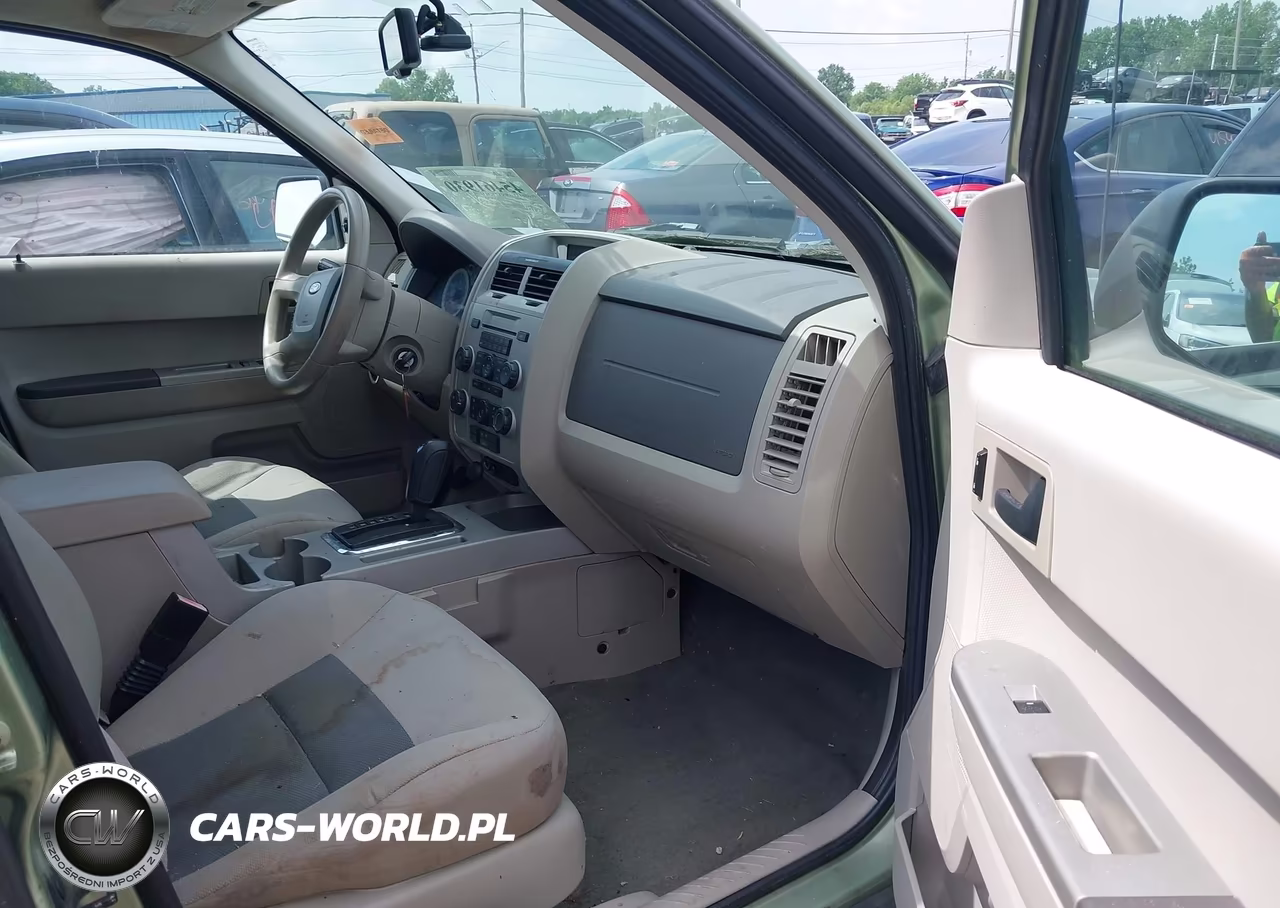 2008 Ford Escape Xlt VIN:1FMCU93188KC25336 - 5