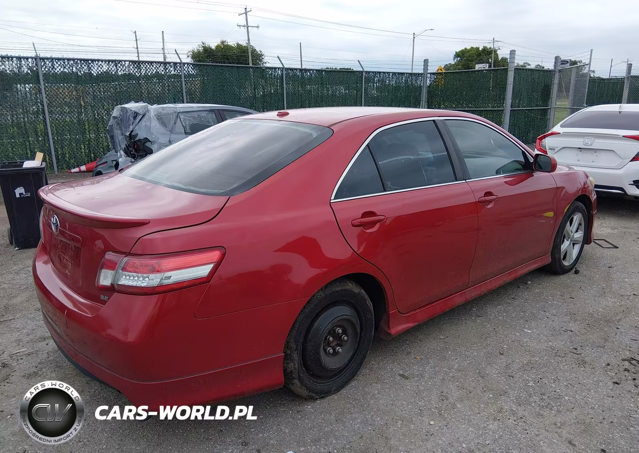 2010 Toyota Camry Se VIN:4T1BF3EK5AU097625 - 4