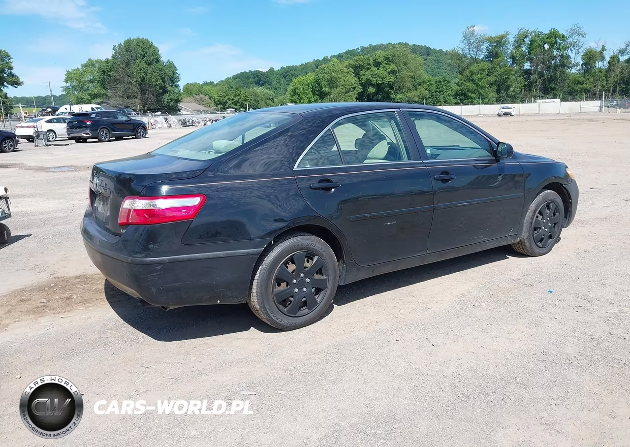 2009 Toyota Camry Le VIN:4T1BE46K79U360720 - 4