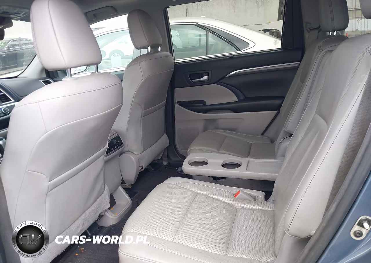 2017 Toyota Highlander Limited VIN:5TDDZRFH5HS447375 - 8