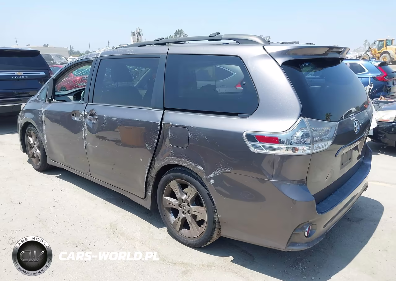2012 Toyota Sienna Se 8 Passenger VIN:5TDXK3DC2CS276888 - 3