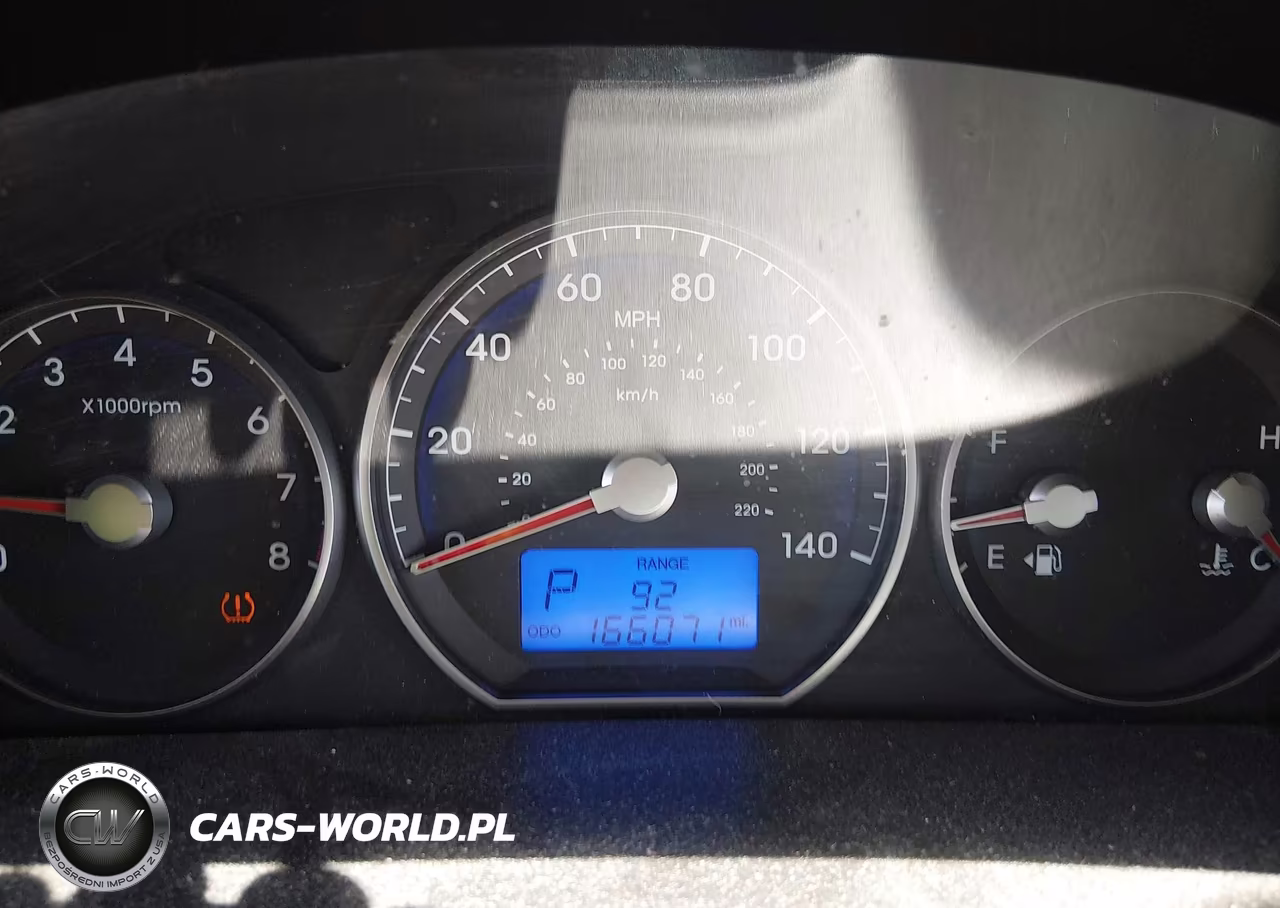 2010 Hyundai Santa Fe Gls VIN:5NMSGDAB3AH377242 - 7